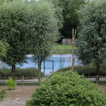 Cosy Flat With Pool In Les Pins Quend